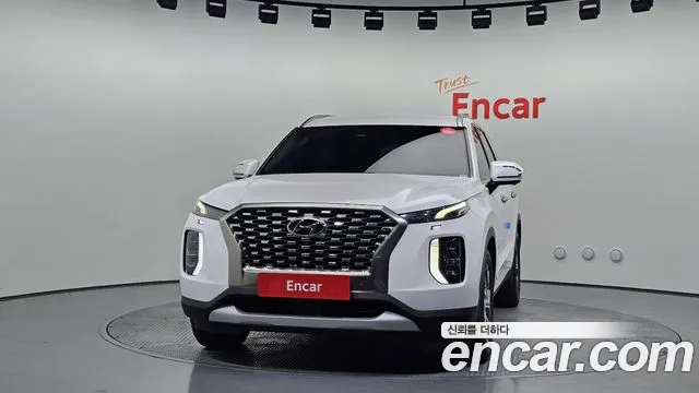 Hyundai Palisade Palisade Дизель 2.2 2WD — Фото автомобиля 3