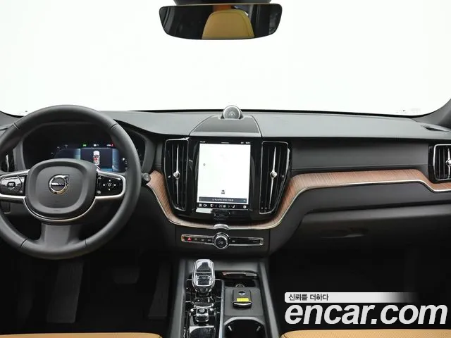 Вольво XC60 — Фото автомобиля 7