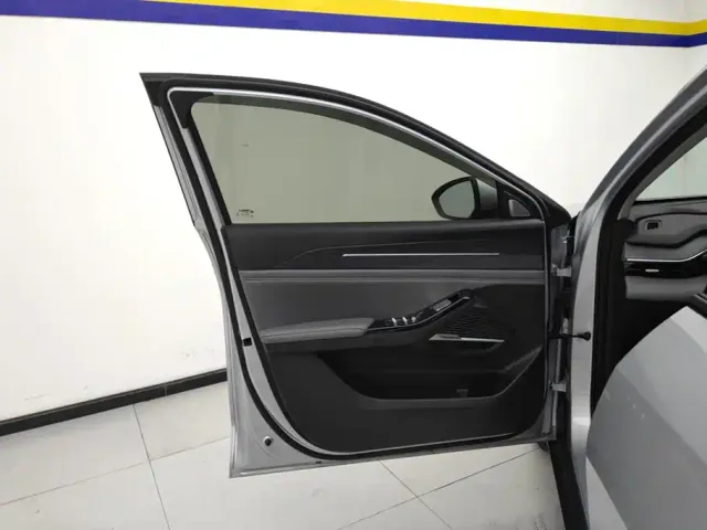 Geely Galaxy L6 — Фото автомобиля 7
