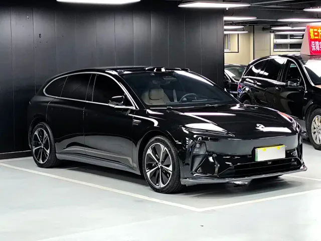 Nio ET5 Touring — Фото автомобиля 3