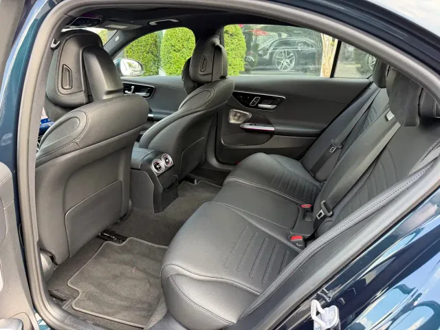 Mercedes-Benz C-Class — Фото автомобиля 21