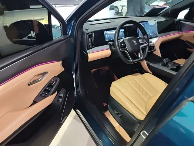 BYD Song L DM-i — Фото автомобиля 15