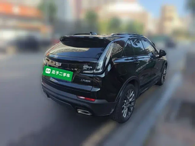 Cadillac XT4 — Фото автомобиля 4