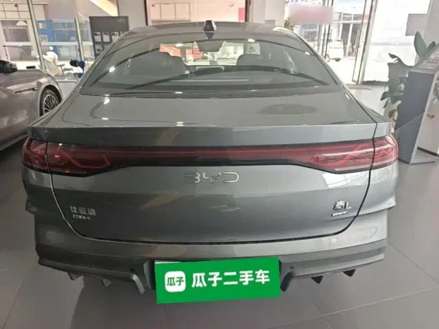 BYD Qin L — Фото автомобиля 5
