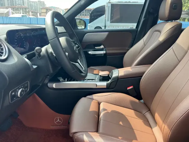 Mercedes-Benz GLB-Class — Фото автомобиля 4