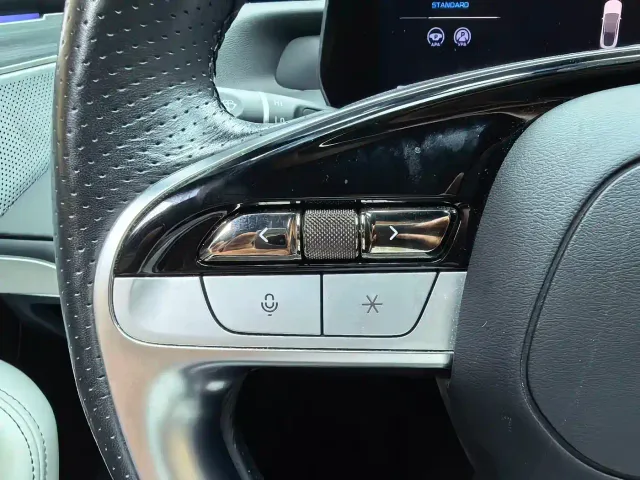 Xpeng P7 — Фото автомобиля 12