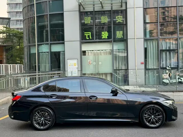 BMW 3 Series — Фото автомобиля 4
