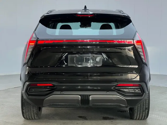 Geely Boyue L — Фото автомобиля 14