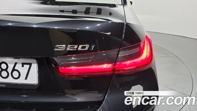 BMW 3-Series 3 серия (G20) 320i M Sport — Фото автомобиля 23