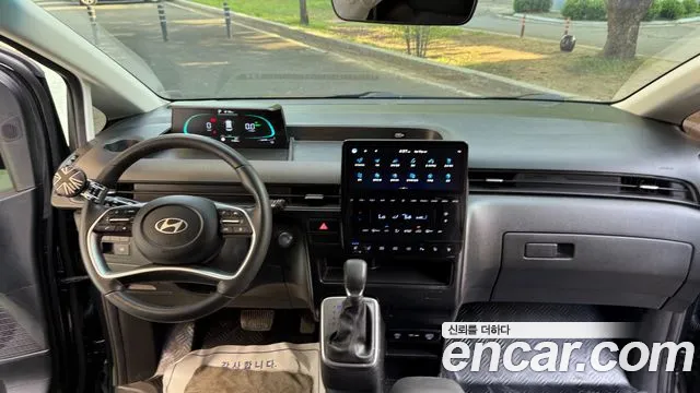 Hyundai Staria Staria — Фото автомобиля 13