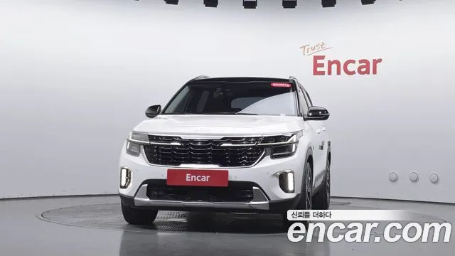 Kia Seltos — Фото автомобиля 3