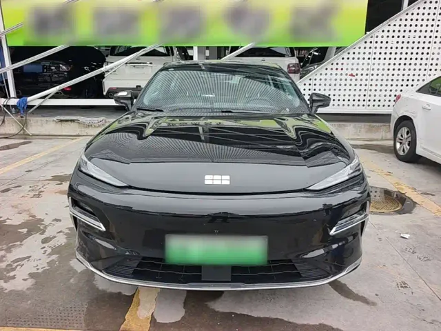Geely Galaxy Xingyao 8 — Фото автомобиля 2