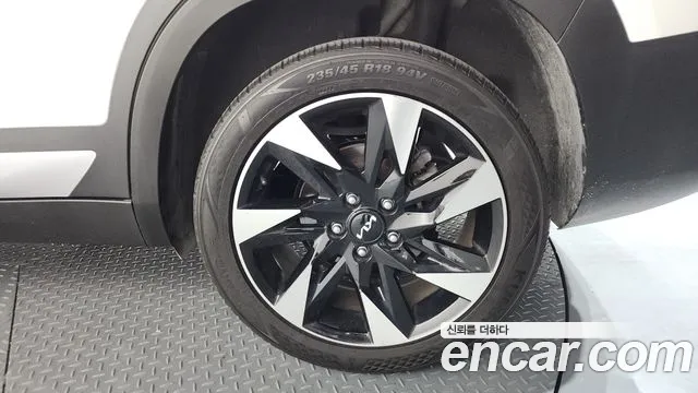 Kia Seltos Seltos Бензин 1.6 турбо 2WD — Фото автомобиля 21
