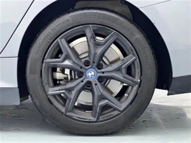BMW i3 — Фото автомобиля 17