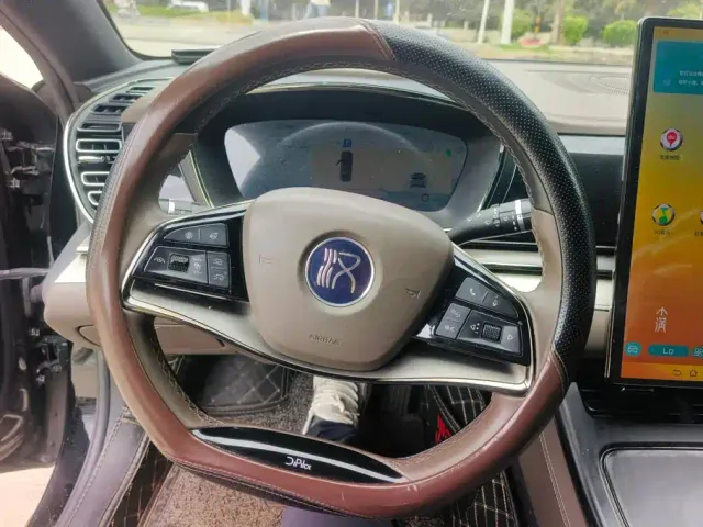 BYD Han — Фото автомобиля 15