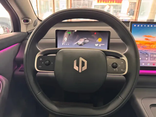 Leapmotor C10 — Фото автомобиля 10