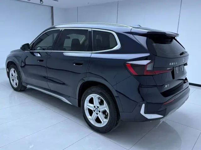 BMW X1 — Фото автомобиля 6