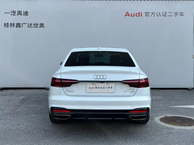 Audi A4L — Фото автомобиля 5