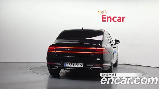 Genesis G90 Бензин 3.5 Turbo e-S/C AWD — Фото автомобиля 4