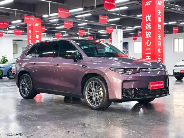 Leapmotor C10 — Фото автомобиля 3