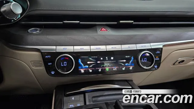 Genesis G80 Бензин 3.5 турбо AWD — Фото автомобиля 4