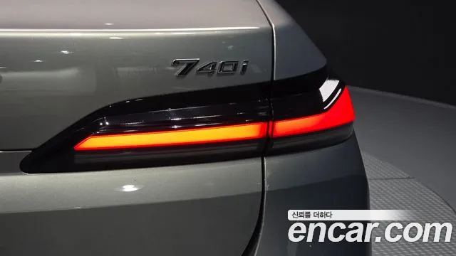 BMW 7-Series 7 серия (G70) 740i sDrive Design Pure Excellence — Фото автомобиля 20