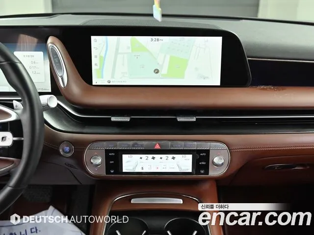 Genesis G90 Бензин 3.5 турбо AWD — Фото автомобиля 14