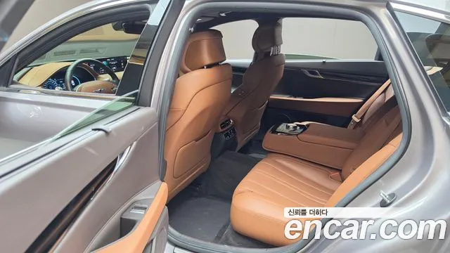 Genesis G80 RG3 — Фото автомобиля 12