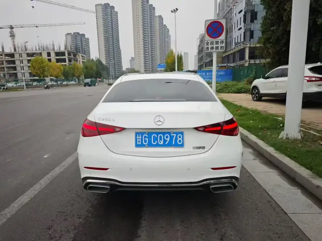 Mercedes-Benz C-Class — Фото автомобиля 8