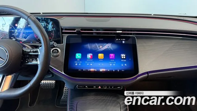Mercedes-Benz E-Class — Фото автомобиля 19
