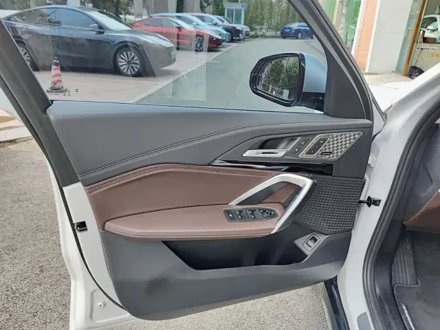 BMW X1 — Фото автомобиля 6