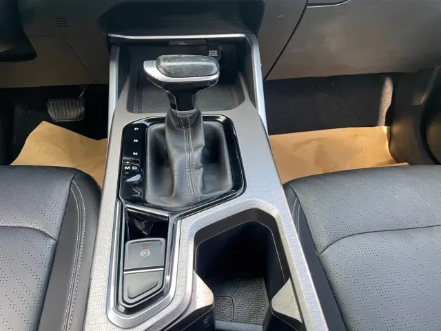 Geely Emgrand — Фото автомобиля 12