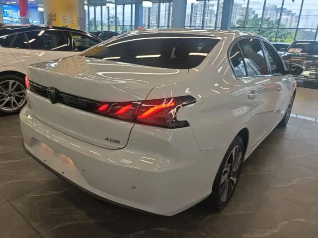 Peugeot 408 — Фото автомобиля 6