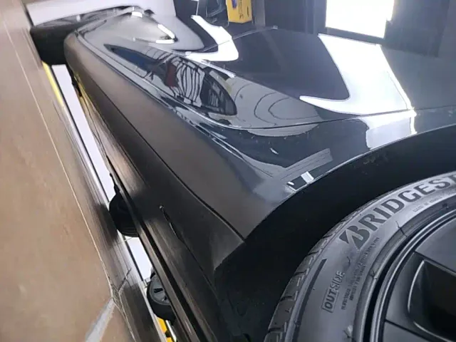 Tesla Model 3 — Фото автомобиля 21