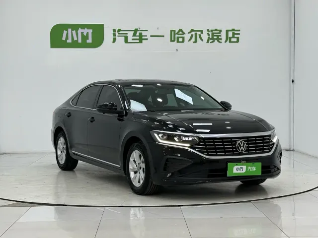 Volkswagen Passat — Фото автомобиля 3
