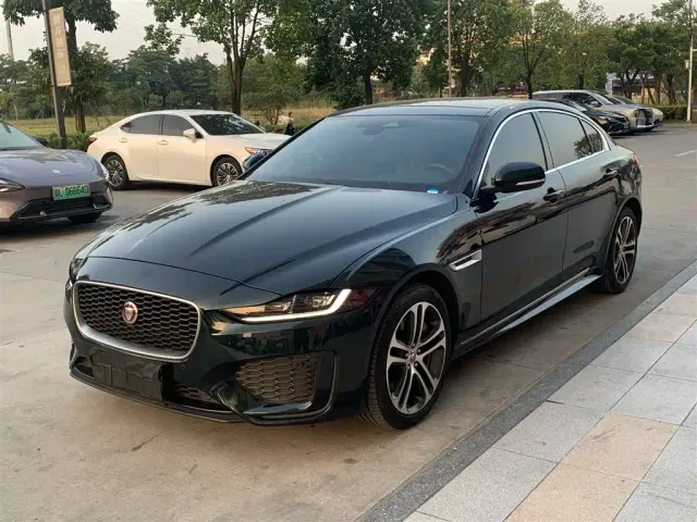 Фотография автомобиля — Jaguar XEL