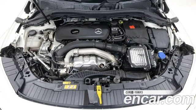 Mercedes-Benz GLA-Class H247 — Фото автомобиля 6