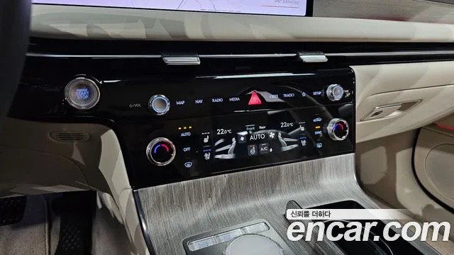 Genesis G80 Бензин 2.5 турбо AWD — Фото автомобиля 16