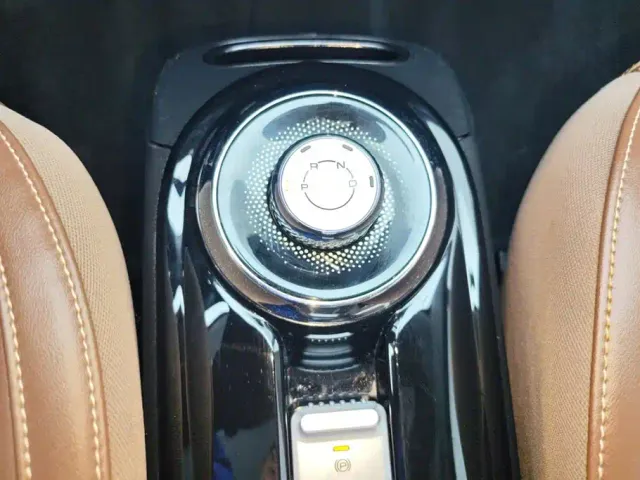Wuling Bingo — Фото автомобиля 16