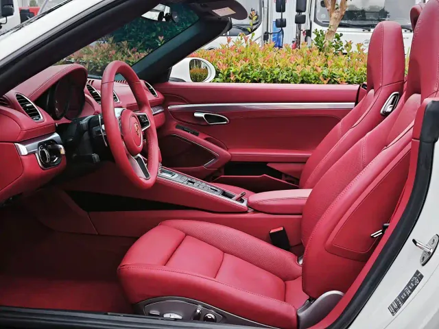 Porsche 718 — Фото автомобиля 12