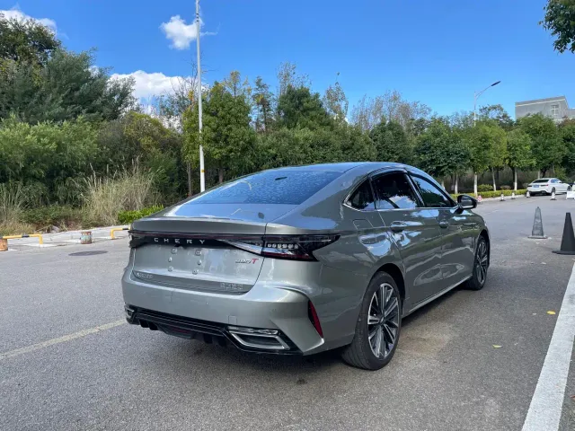 Chery Arrizo 8 — Фото автомобиля 7