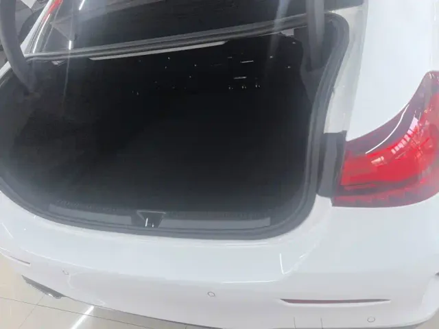 Mercedes-Benz A-Class — Фото автомобиля 14