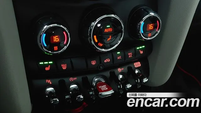 Mini Cooper — Фото автомобиля 7
