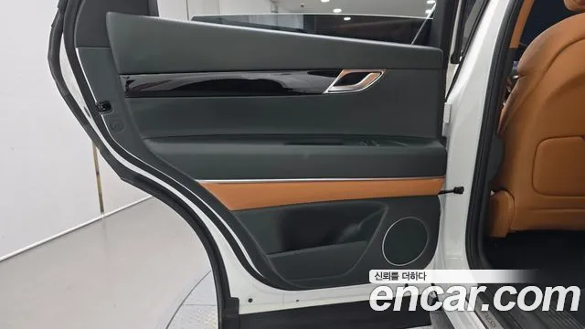 Genesis GV80 — Фото автомобиля 14