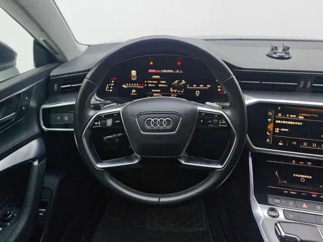 Audi A7L — Фото автомобиля 15