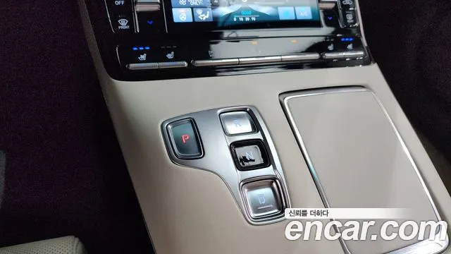 Hyundai Grandeur — Фото автомобиля 9