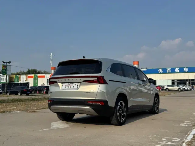 Hyundai Custo — Фото автомобиля 6