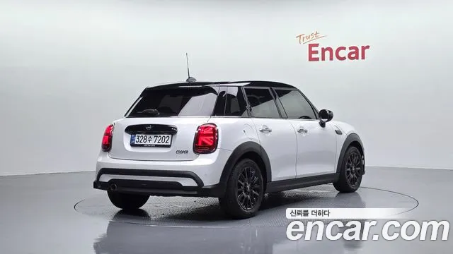 MINI Cooper — Фото автомобиля 2