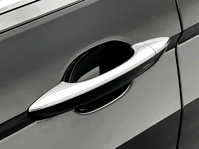 Volkswagen Tiguan L PHEV — Фото автомобиля 29