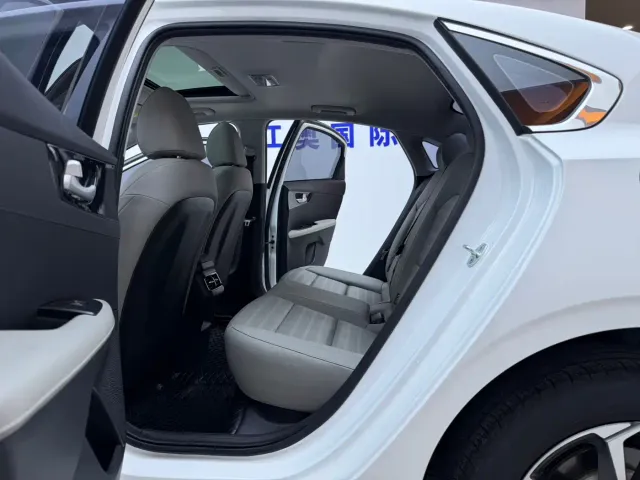 Kia K3 — Фото автомобиля 12